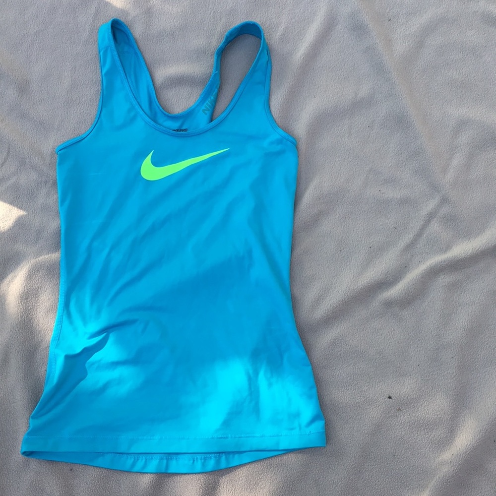 Nike pro XS tang top